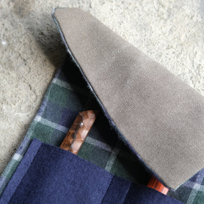 POCHETTE COUTEAUX MINI • GABARDINE & TARTAN MARINE